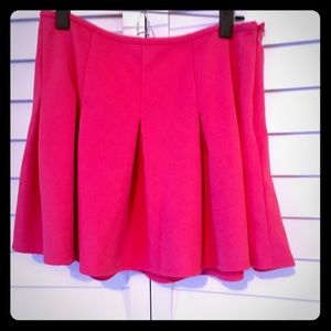 💕Francesca’s Mini Skirt